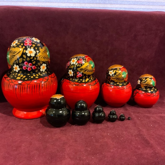 Nesting Dolls Set of 10! NEW! - Picture 3 of 11